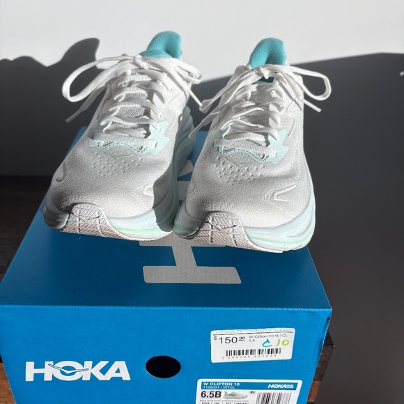 Hoka Clifton 10 white/cielo, NEW, 6.5 B -fits like 7, worn twice - Picture 2 of 8